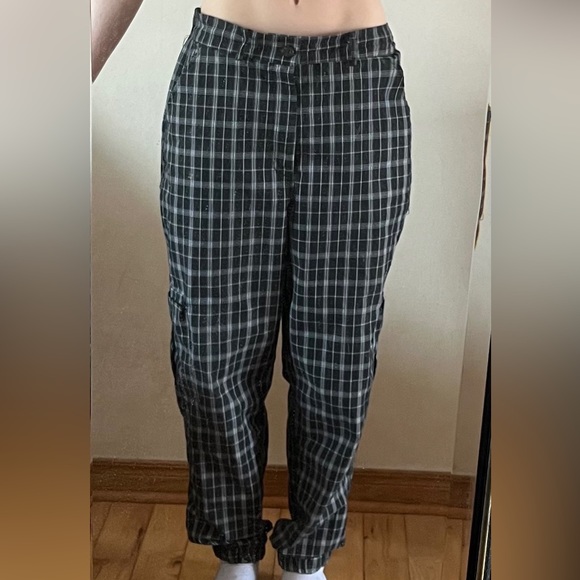 Baggy Plaid pants - Picture 1 of 1